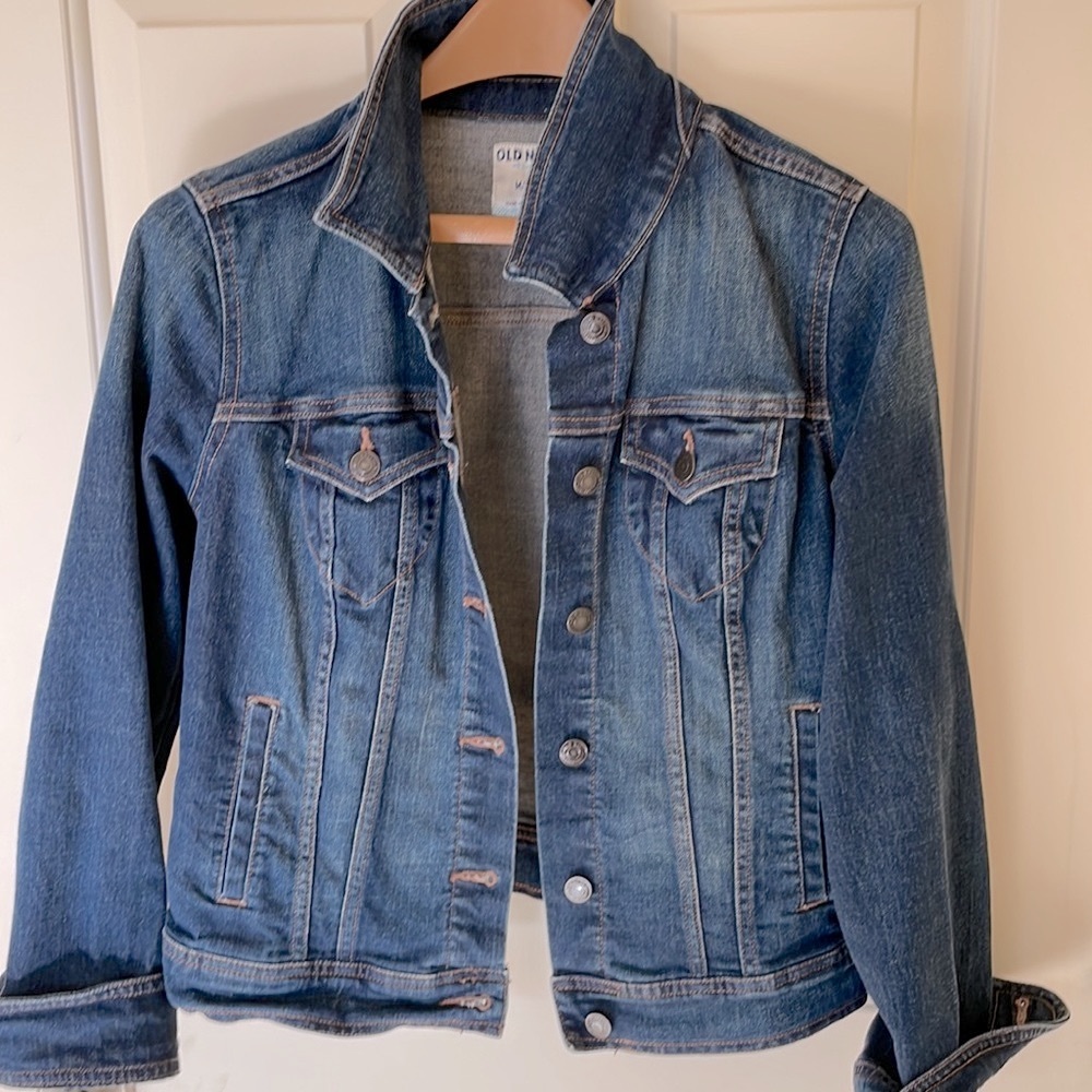Old Navy Women's Jean Jacket Dark Wash M. EUC.